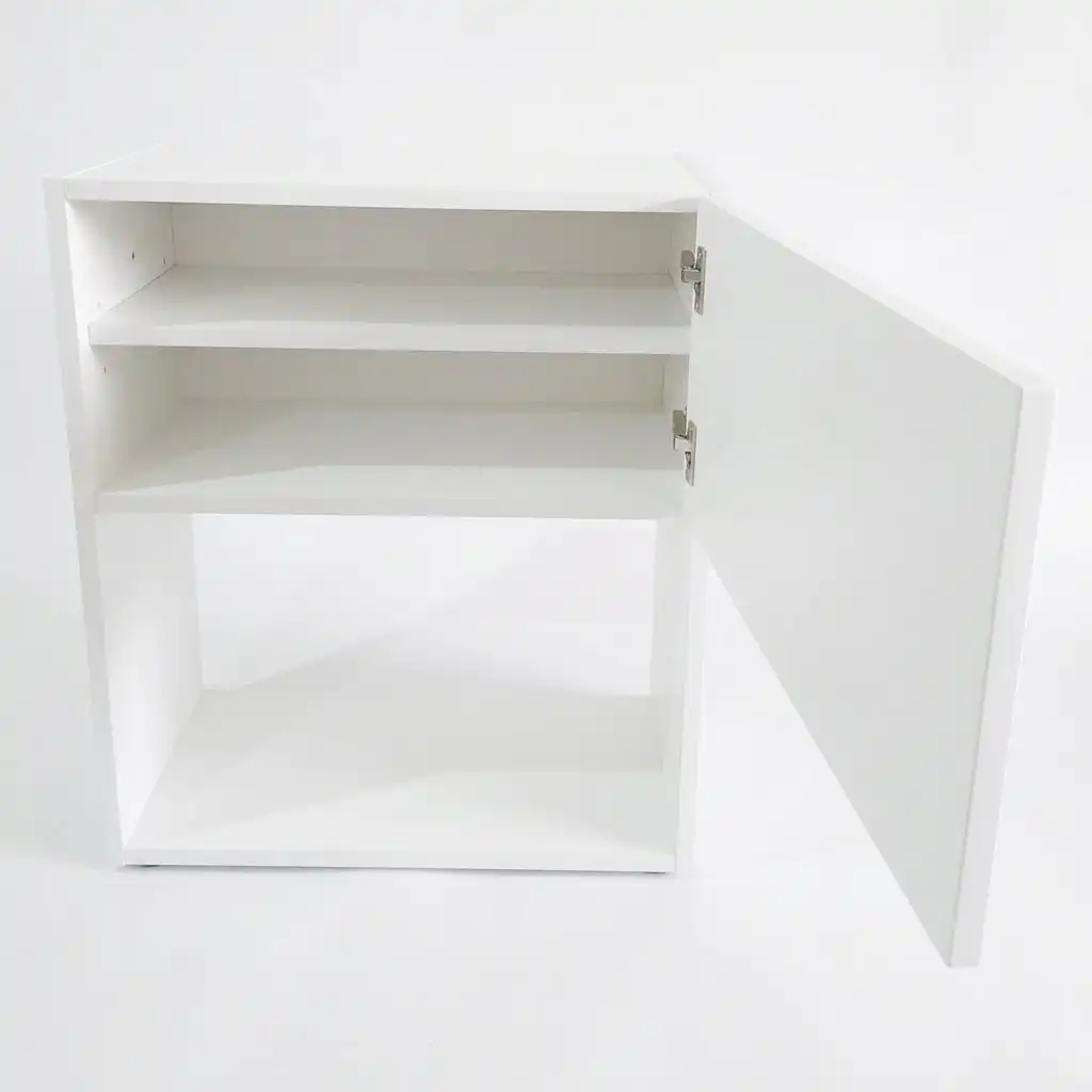 Bílá skříňka na mikrovlnku 60 cm