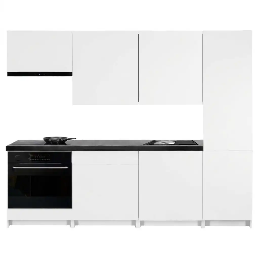 Bílá kuchyňská linka 230 cm